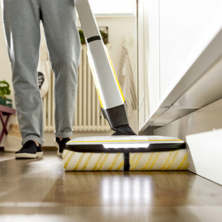 Аккумуляторный аппарат для влажной уборки пола FC 7 Cordless Plus