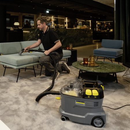 Пылесос моющий Karcher Puzzi 8/1 C, Professional