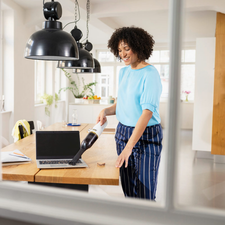 Ручной (автомобильный) пылесос Karcher CVH 2 (белый)