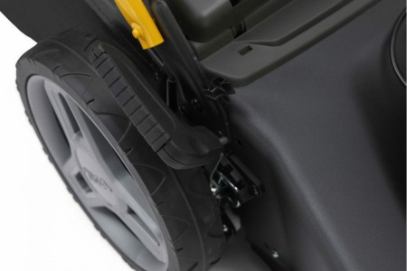 Газонокосилка аккумуляторная самоходная STIGA COLLECTOR 548e S KIT (48V 2 х 4 Ач + З/У)