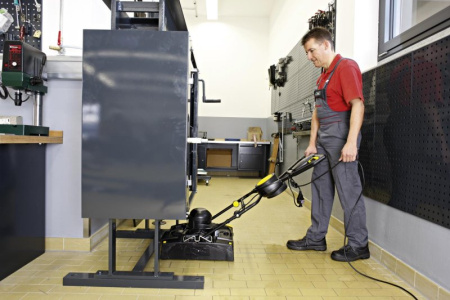 Машина для ухода за полами Karcher BR 40/10 C Adv