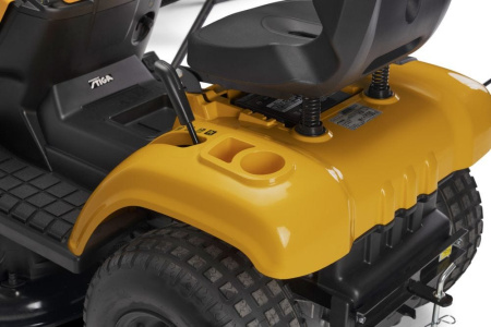 Газонокосилка бензиновая с сиденьем STIGA TORNADO 398