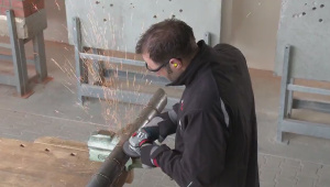 Угловая шлифмашина Bosch GWS 13-125 CIE Professional (0.601.79F.007)