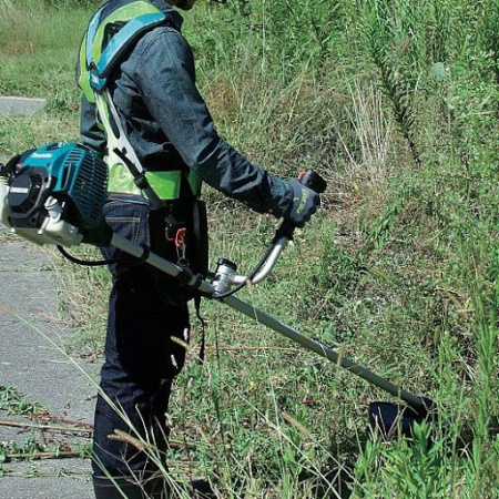 Мотокоса MAKITA EM 4350 RH с ножом и головкой