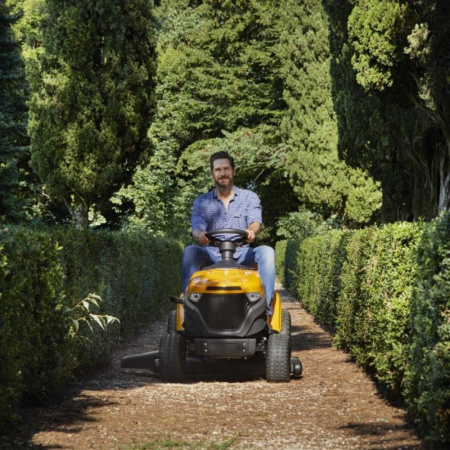 Газонокосилка бензиновая с сиденьем STIGA Tornado 5108 W