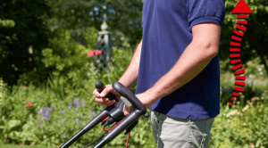 Газонокосилка аккумуляторная Bosch CityMower 18