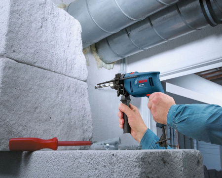 Дрель ударная BOSCH GSB 1300 в кор.