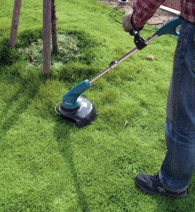 Электрический триммер Makita UR 3000