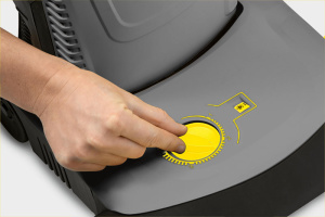 Щеточный пылесос для сухой уборки Karcher CV 38/2