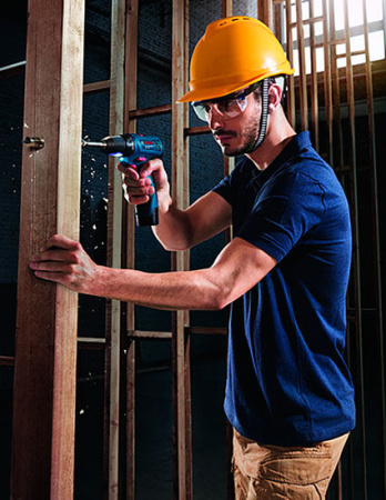 Аккумуляторный ударный гайковерт BOSCH GDR 120-LI в кор.