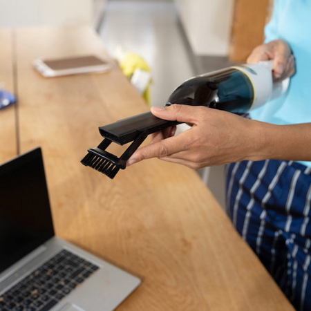 Ручной (автомобильный) пылесос Karcher CVH 2 (белый)