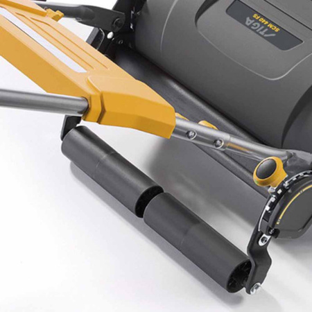 Механическая газонокосилка STIGA SCM 440 FS